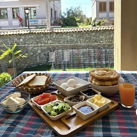 Villa Zoi A Stay To Remember I Located Inside The Castle Of Elbasan, On A Historic Roman Road Via Egnatia I Homemade Breakfast Eksteriør bilde