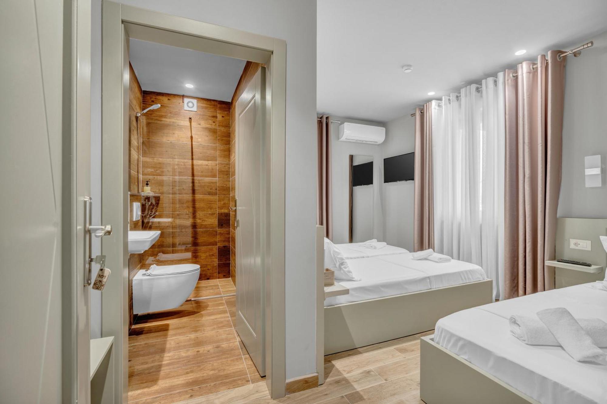 Villa Zoi A Stay To Remember I Located Inside The Castle Of Elbasan, On A Historic Roman Road Via Egnatia I Homemade Breakfast Eksteriør bilde
